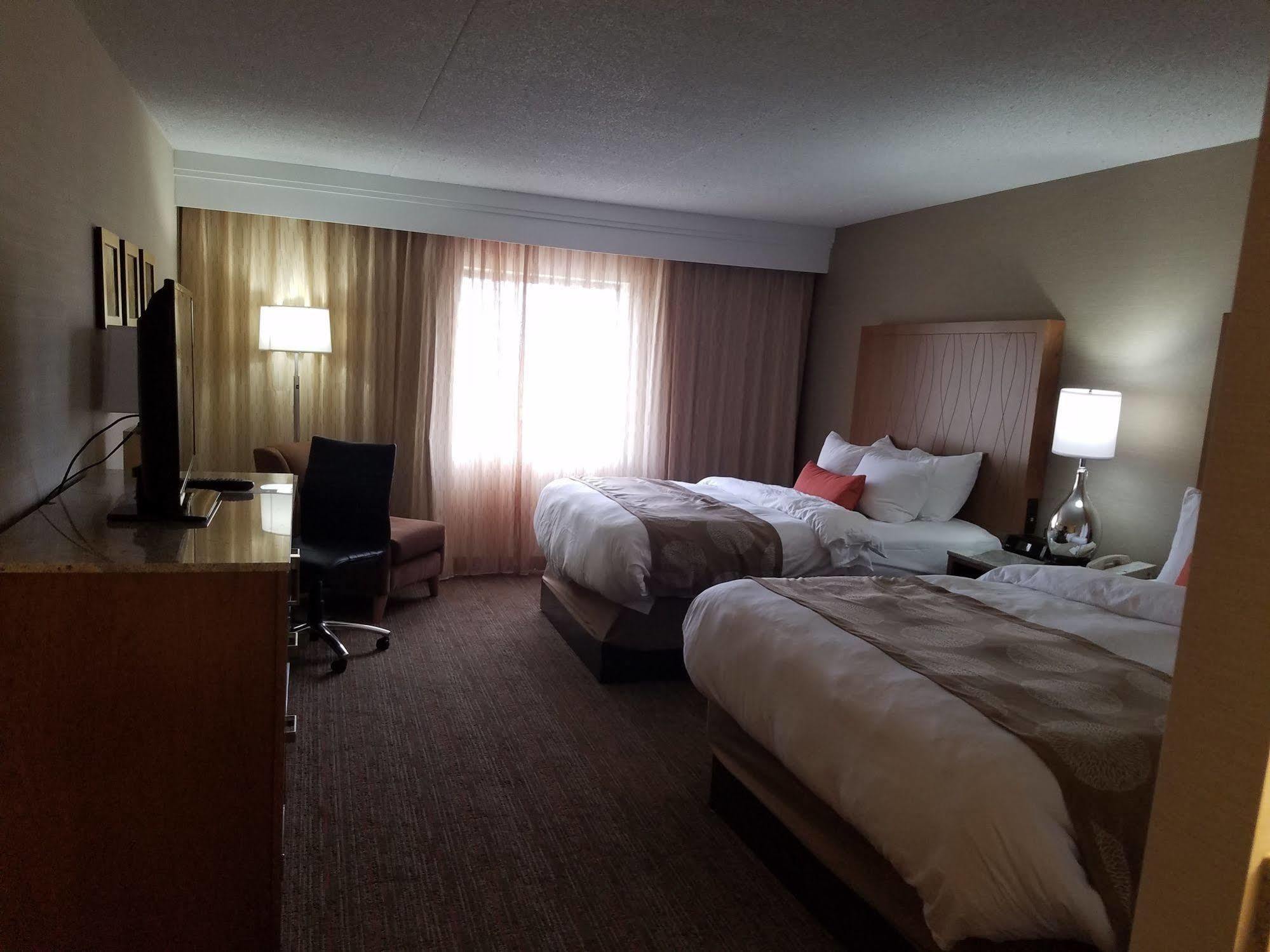 Radisson Hotel Detroit-Farmington Hills Zewnętrze zdjęcie